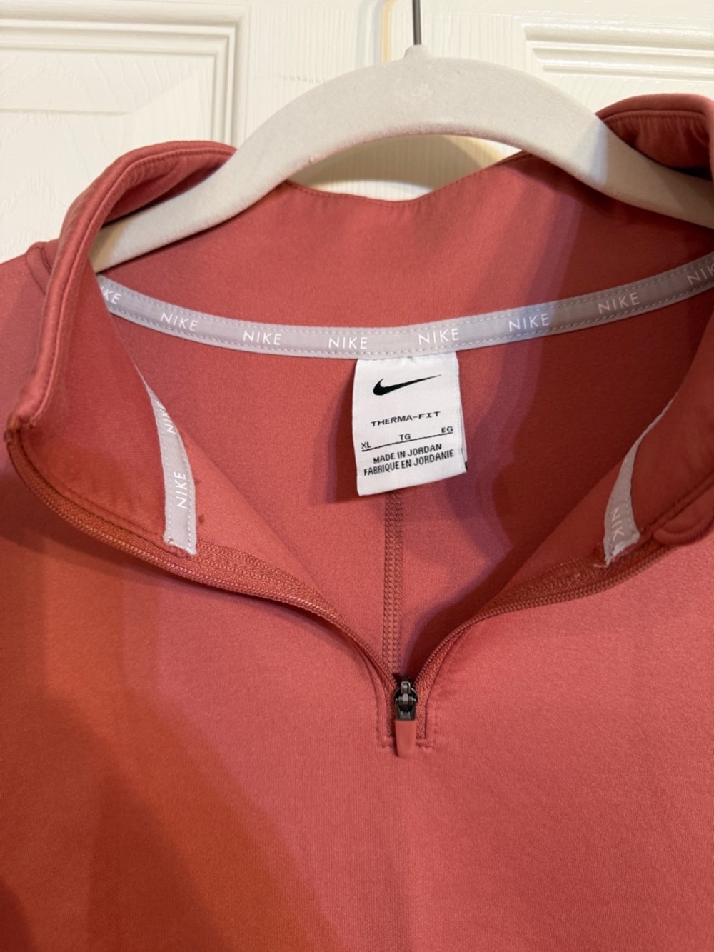 Nike Women’s Therma-Fit Quarter-Zip Sweatshirt - Dusty Rose - Picture 4 of 6